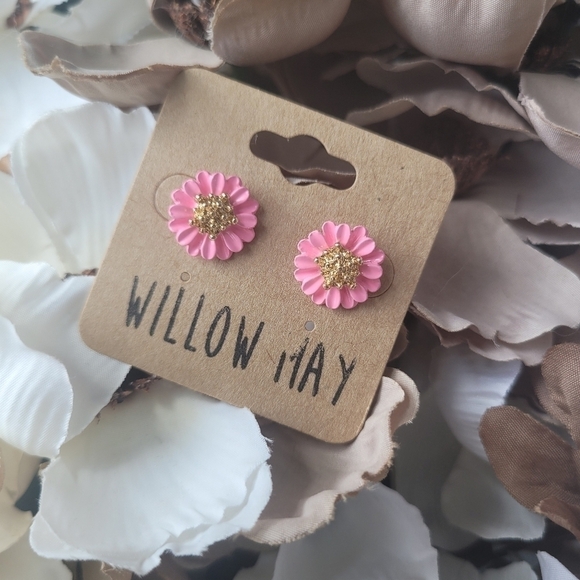 Willow May Pink Floral Stud Earrings - Picture 1 of 1